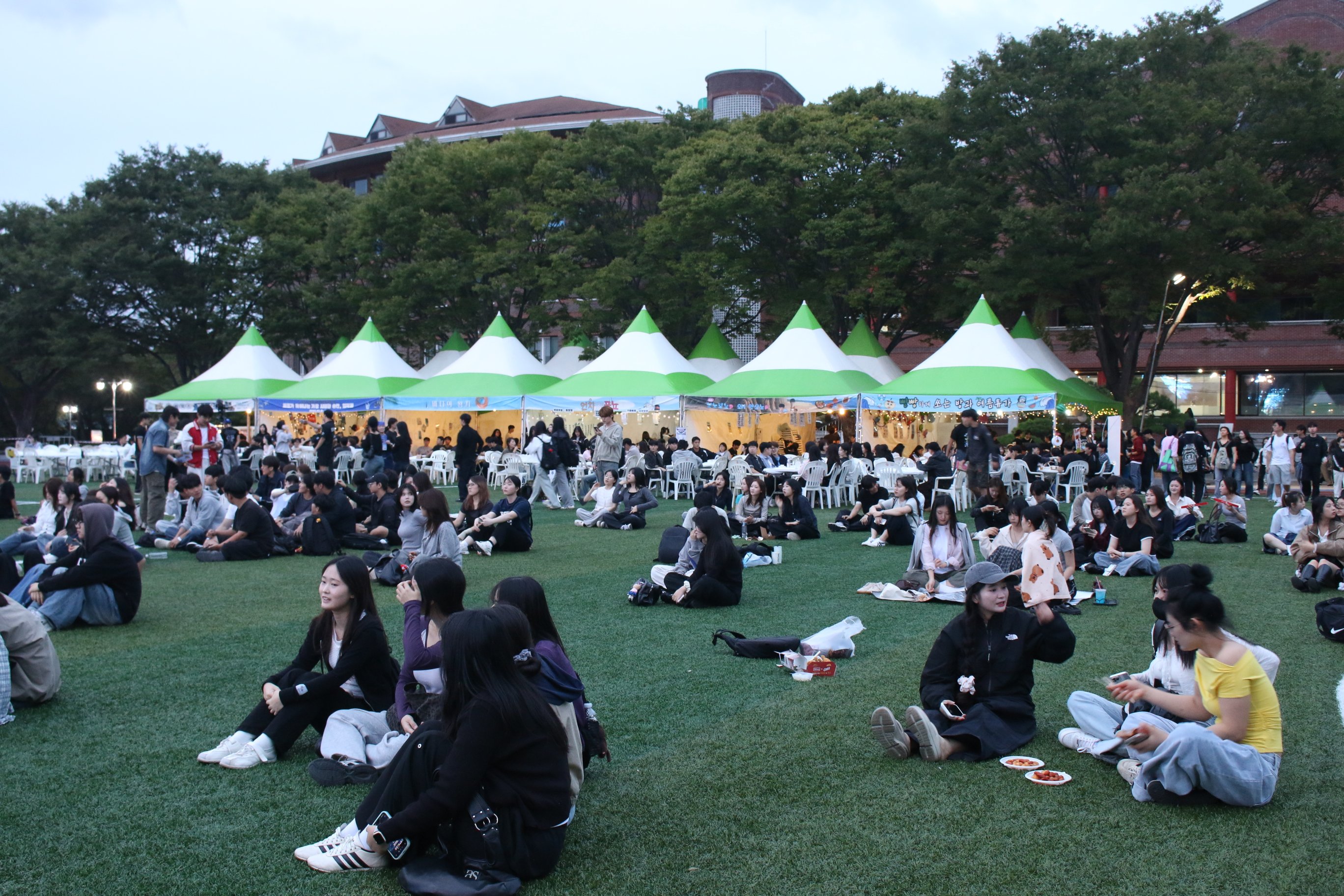 2026학년도 오륜골 축제 개최 「청랑(靑浪) ― 푸른 밤, 우리의 물결」 6번째 이미지